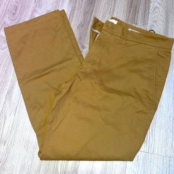 Khaki pants - Picture 5 of 6